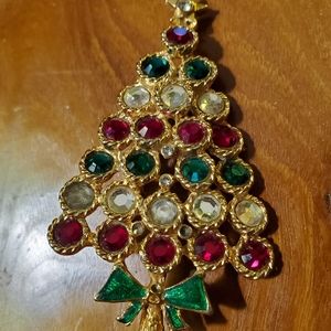 Vintage BC Lind signed Christmas Tree pin